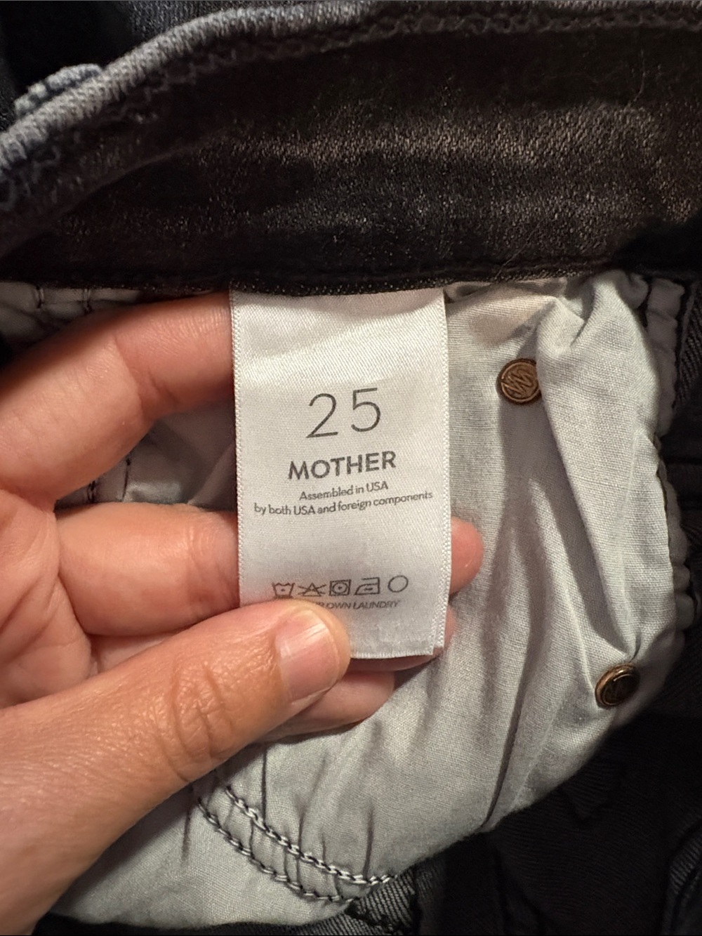 MOTHER High Waisted Smokin Double Heel Jeans in Smoking Section SZ 25 EUC - Picture 7 of 9